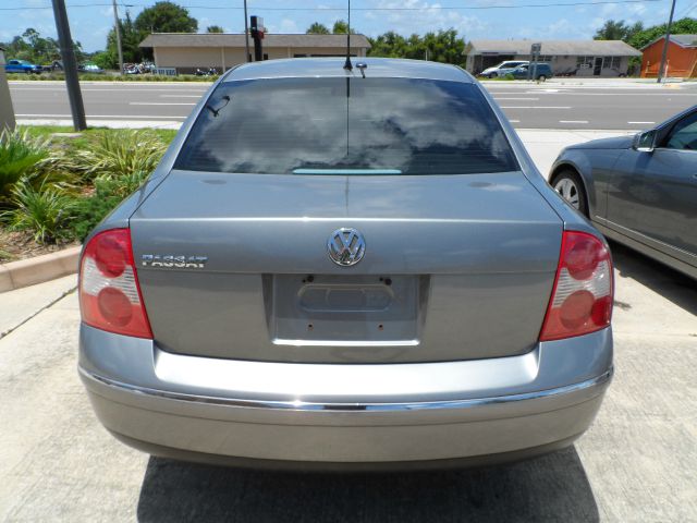 Volkswagen Passat 2002 photo 3