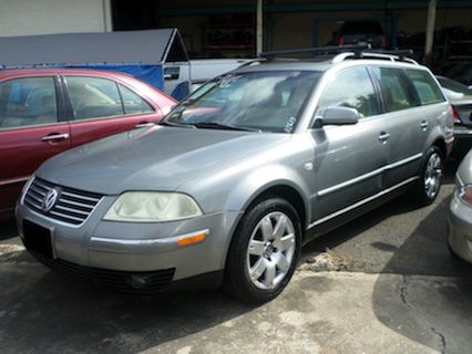 Volkswagen Passat 2002 photo 1