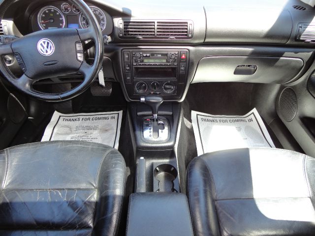 Volkswagen Passat 2002 photo 11