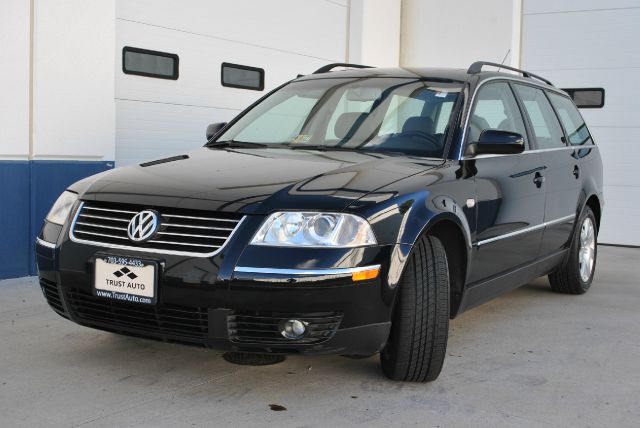 Volkswagen Passat 2002 photo 1