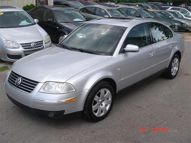 Volkswagen Passat 2002 photo 2