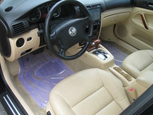 Volkswagen Passat 2002 photo 2