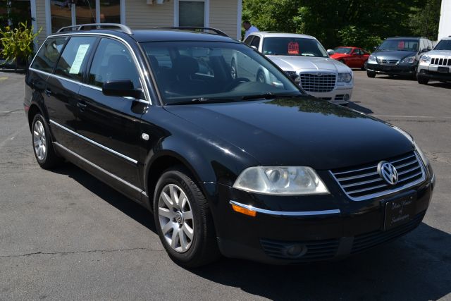 Volkswagen Passat 2002 photo 1