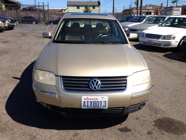 Volkswagen Passat 2002 photo 3