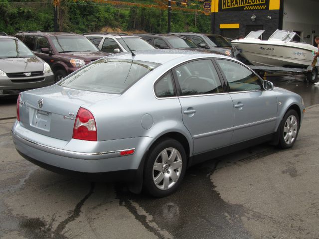 Volkswagen Passat 2002 photo 10