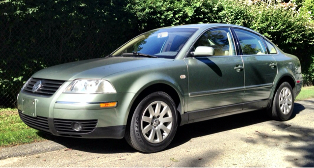 Volkswagen Passat 2002 photo 4