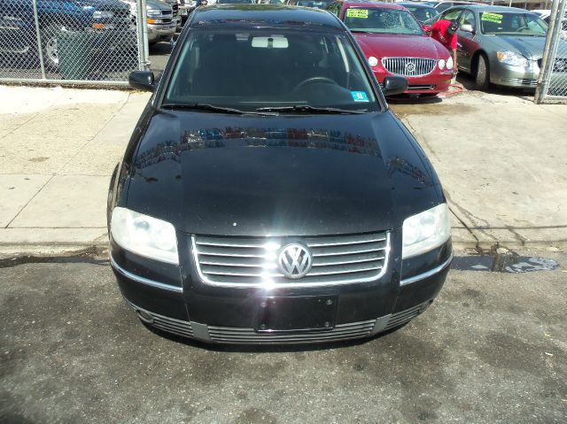 Volkswagen Passat 2002 photo 2