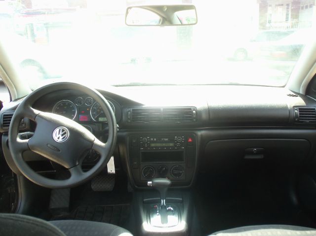 Volkswagen Passat 2002 photo 5