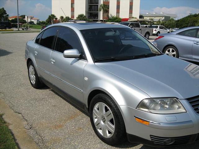 Volkswagen Passat 2002 photo 1