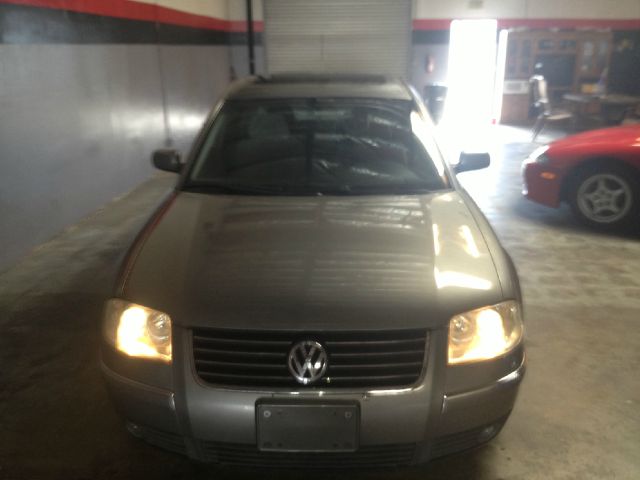 Volkswagen Passat 2002 photo 4