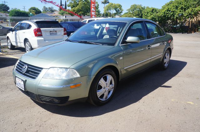 Volkswagen Passat 2002 photo 3