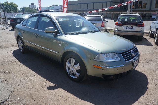 Volkswagen Passat 2002 photo 4