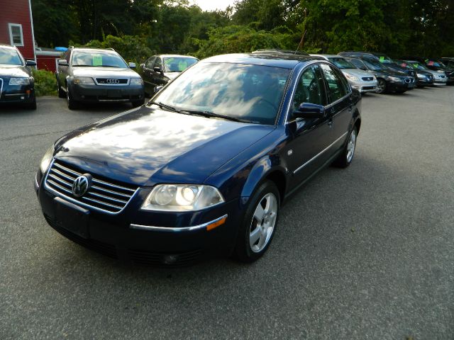 Volkswagen Passat 2002 photo 1