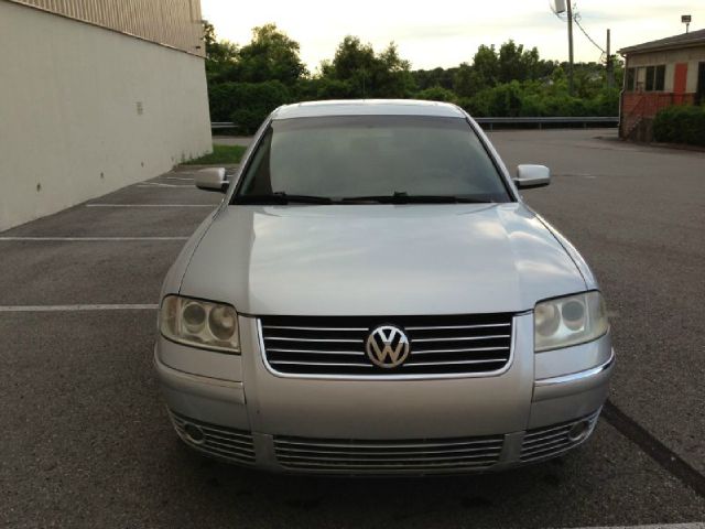 Volkswagen Passat 2002 photo 4