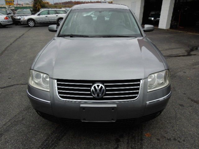 Volkswagen Passat 2002 photo 3