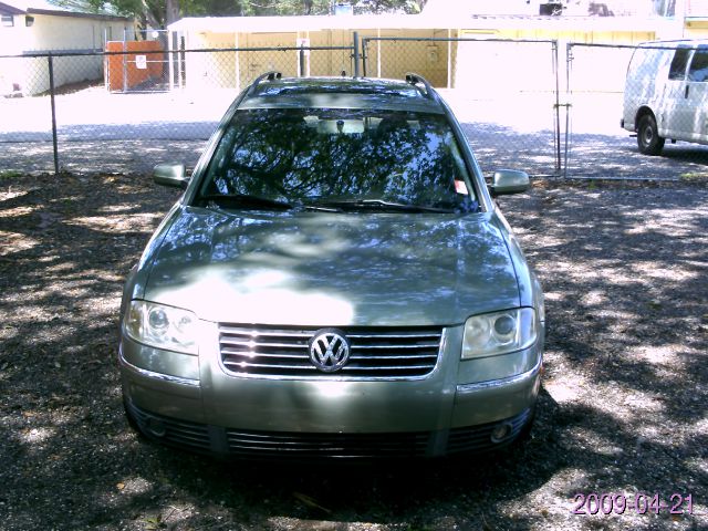 Volkswagen Passat 2002 photo 4