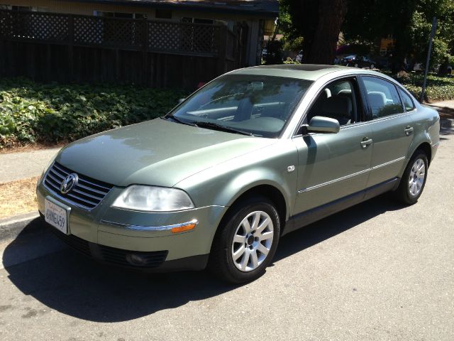 Volkswagen Passat 2002 photo 3