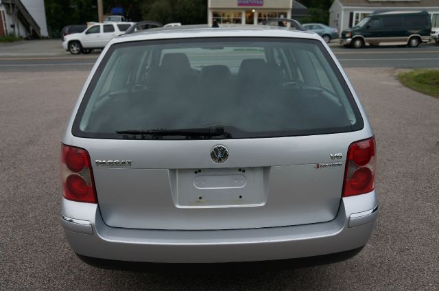 Volkswagen Passat 2003 photo 44