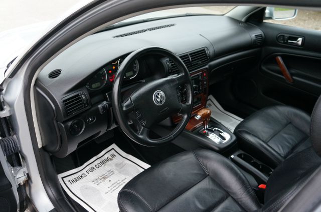 Volkswagen Passat 2003 photo 45