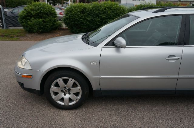 Volkswagen Passat 2003 photo 7