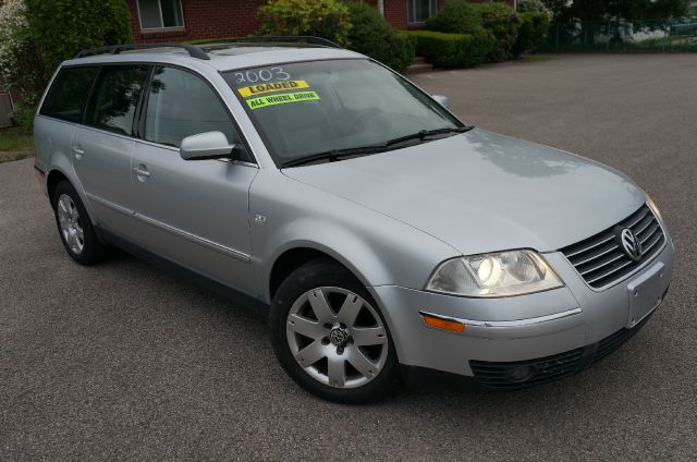 Volkswagen Passat 2003 photo 9