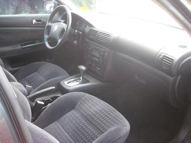 Volkswagen Passat 2003 photo 4