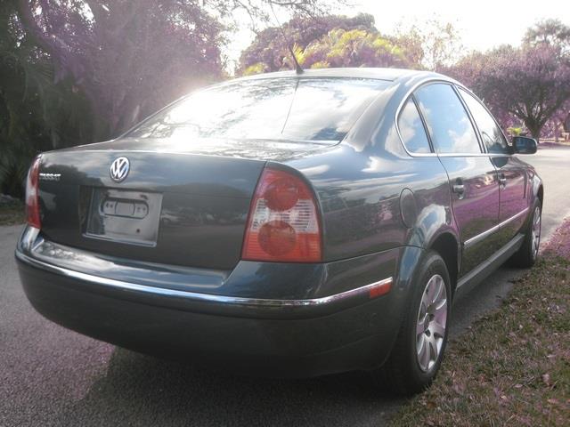 Volkswagen Passat 2003 photo 6