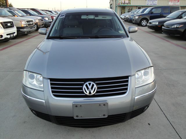 Volkswagen Passat 2003 photo 3