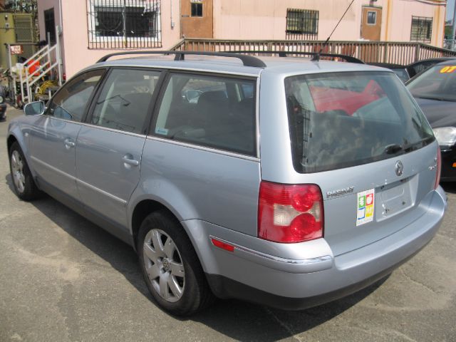 Volkswagen Passat 2003 photo 14