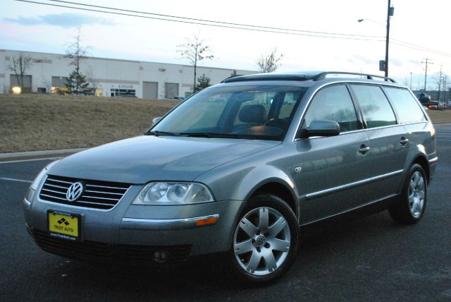 Volkswagen Passat 2003 photo 2