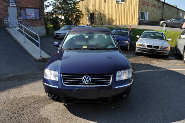 Volkswagen Passat 2003 photo 4