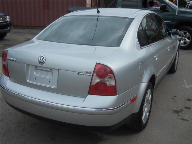 Volkswagen Passat 2003 photo 3