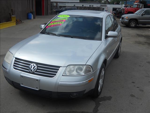 Volkswagen Passat 2003 photo 4