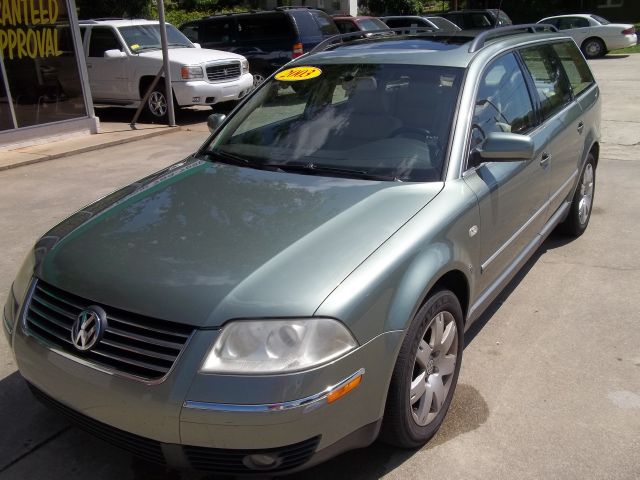 Volkswagen Passat 2003 photo 4