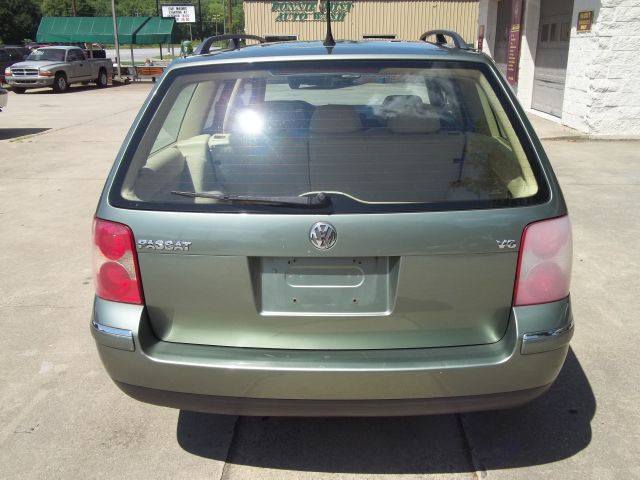 Volkswagen Passat 2003 photo 5