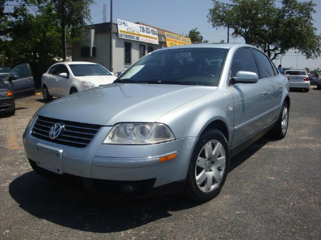 Volkswagen Passat 2003 photo 3