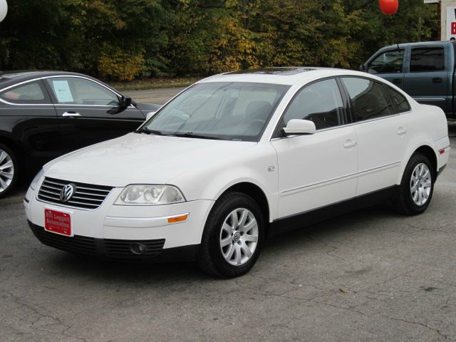 Volkswagen Passat 2003 photo 2