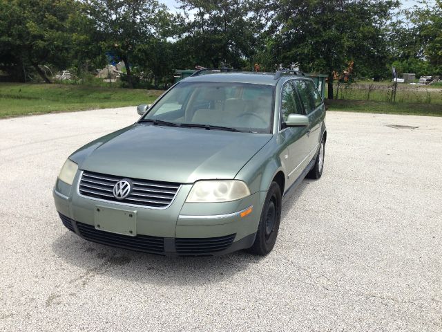 Volkswagen Passat 2003 photo 2