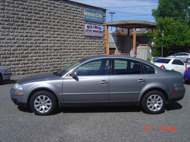 Volkswagen Passat 2003 photo 10