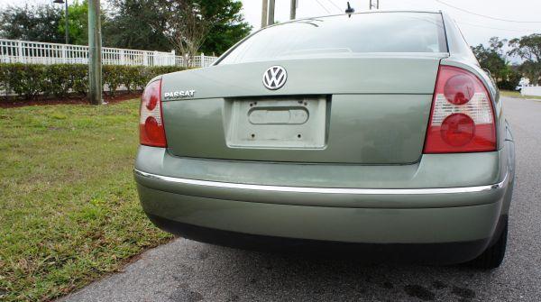 Volkswagen Passat 2003 photo 4