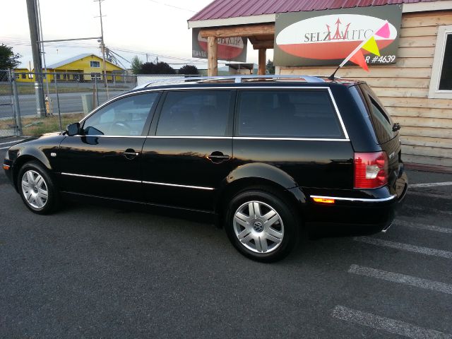 Volkswagen Passat LS W/leather Seats Wagon