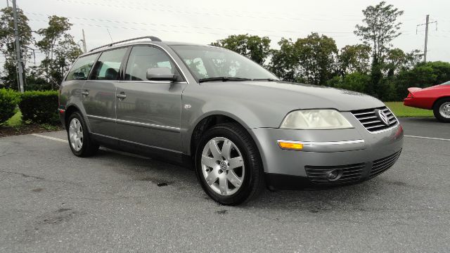 Volkswagen Passat 2003 photo 2