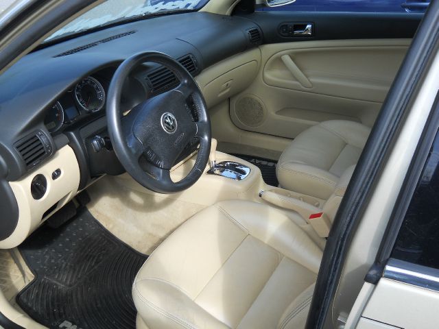 Volkswagen Passat 2003 photo 4