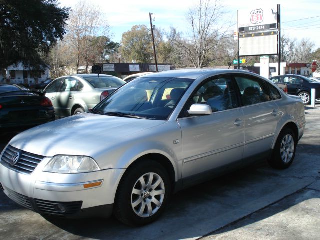 Volkswagen Passat 2003 photo 9