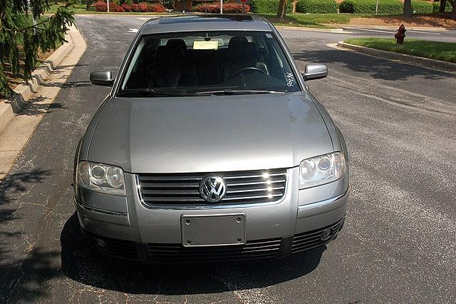 Volkswagen Passat 2003 photo 18