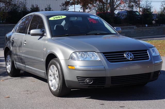 Volkswagen Passat 2003 photo 7