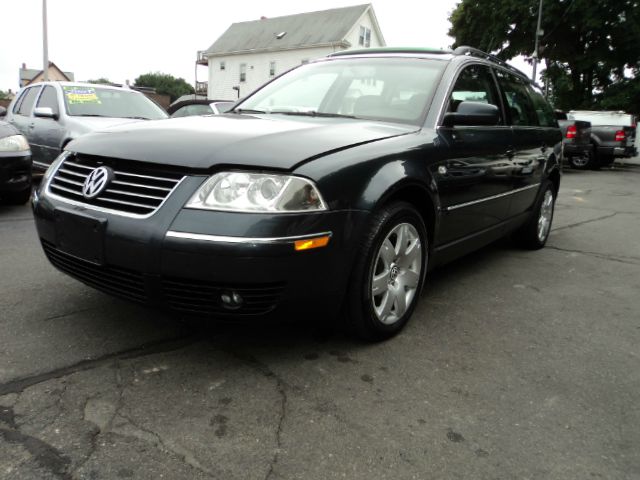 Volkswagen Passat 2003 photo 2