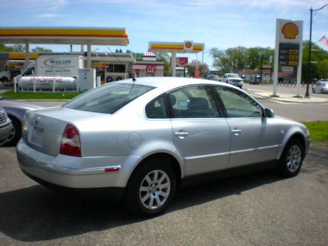 Volkswagen Passat 2003 photo 7