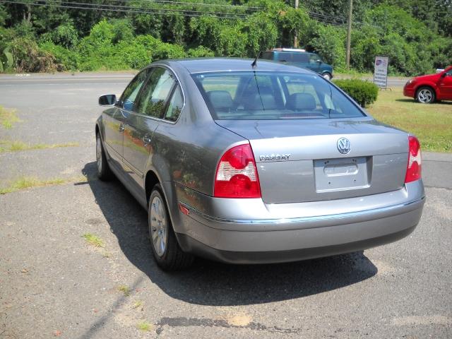 Volkswagen Passat 2003 photo 4