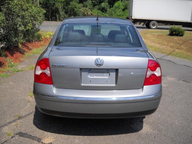 Volkswagen Passat 2003 photo 5